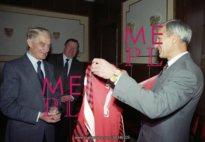 : FIFA Vice President Vyacheslav Koloskov and Soviet : FIFA Vice President Vyacheslav Koloskov and Soviet