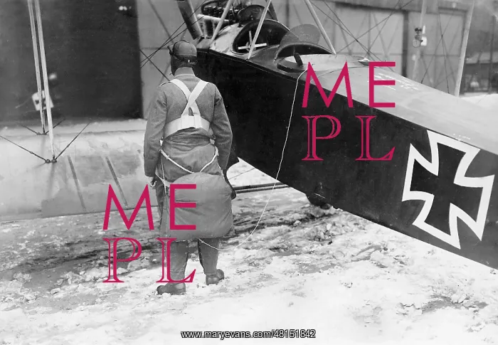 : Fighter pilot with parachute, 1918 : Fighter pilot with parachute, 1918