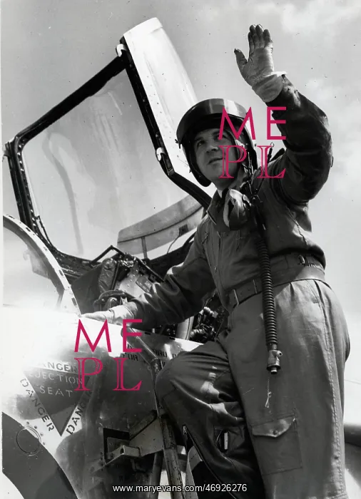 : Fighter Pilot Roland Beamont 1920 - 2001 : Fighter Pilot Roland Beamont 1920 - 2001