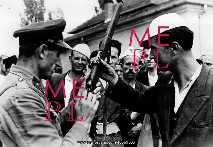 : Fighting partisans in occupied Yugoslavia, 1944 : Fighting partisans in occupied Yugoslavia, 1944