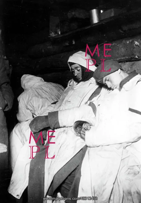 : Fighting in winter, 1942 : Fighting in winter, 1942