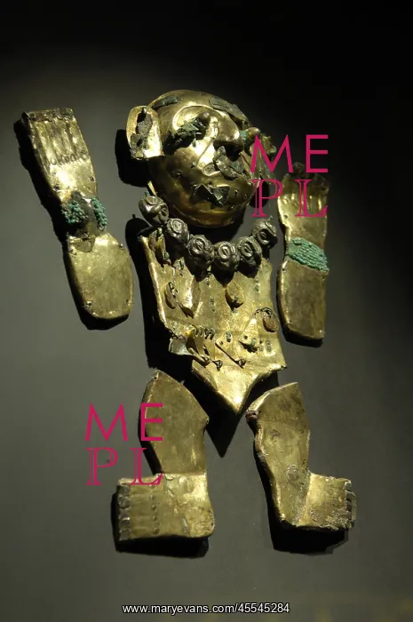 : Figure (3rd c.). Moche or Mochica Art. PERU : Figure (3rd c.). Moche or Mochica Art. PERU