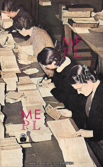 : Filling in ration books 1939 : Filling in ration books 1939