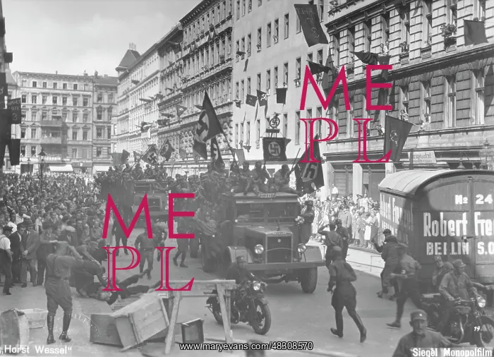 : Film scene from Hans Westmar, 1933 : Film scene from Hans Westmar, 1933