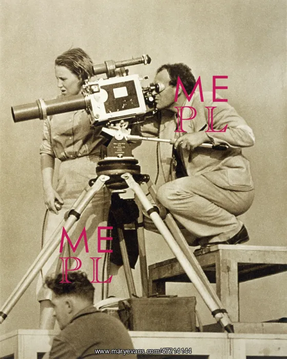 : FILMING 1936 OLYMPICS : FILMING 1936 OLYMPICS