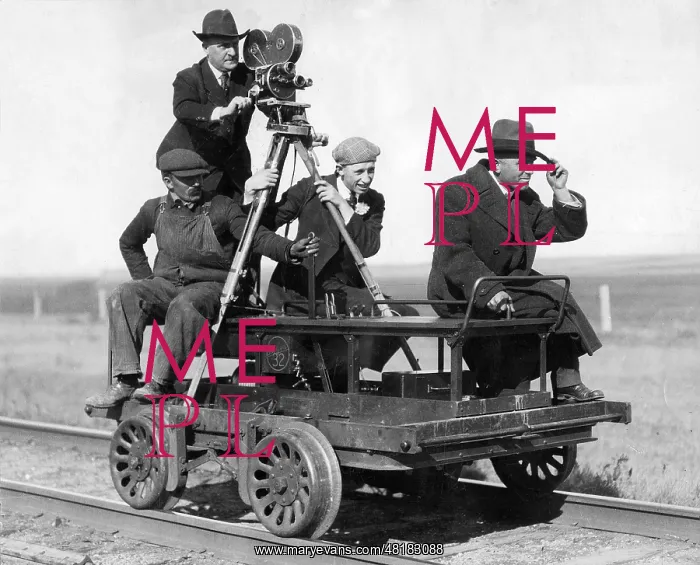 : Filming of an American weekly show, 1926 : Filming of an American weekly show, 1926