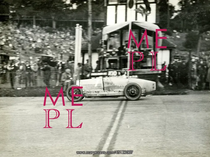 : Final lap of English Grand Prix Brookland : Final lap of English Grand Prix Brookland