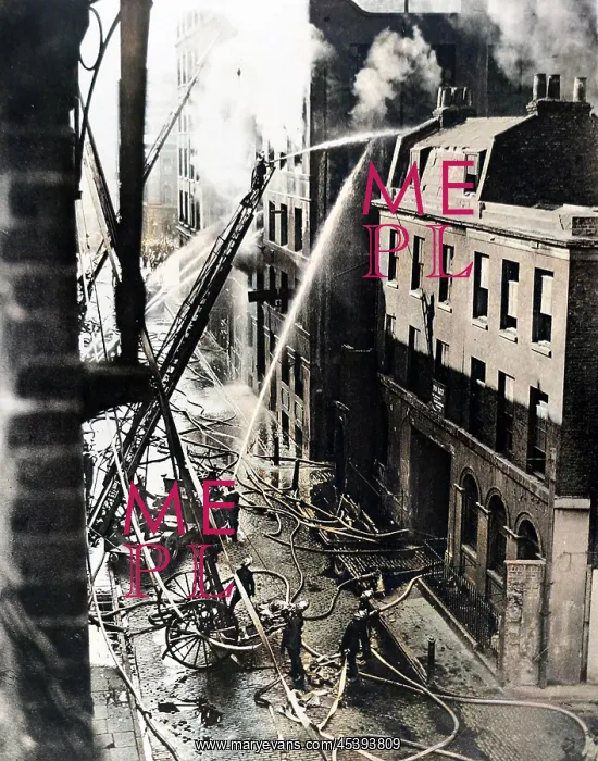 : Fire in Southwark, London 1926 : Fire in Southwark, London 1926
