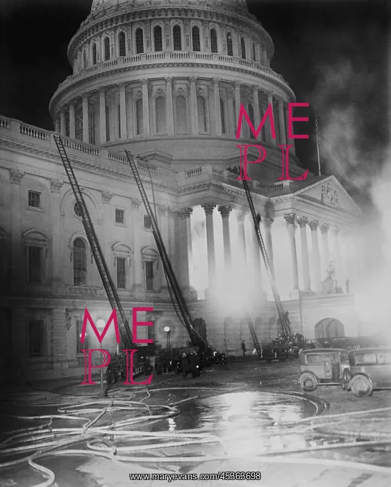 : Fire at the U.S. Capitol, Jan. 3, 1930, Washington : Fire at the U.S. Capitol, Jan. 3, 1930, Washington
