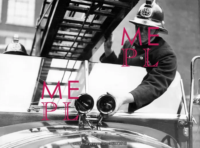  : Firefighter with fire engine