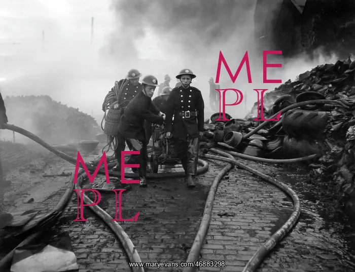 : Firefighters in action, Mitre Wharf, Scrubs Lane, NW10 : Firefighters in action, Mitre Wharf, Scrubs Lane, NW10