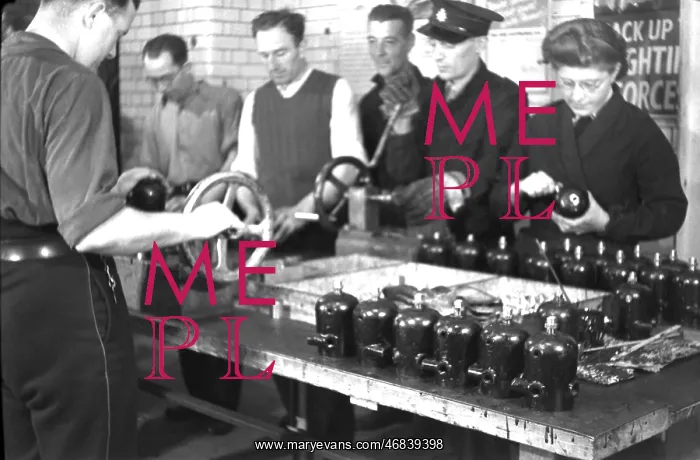 : Firefighters doing productive work in lull period, WW2 : Firefighters doing productive work in lull period, WW2