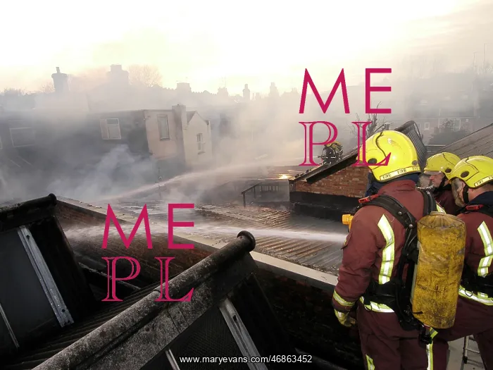 : Firefighters at scene of commercial premises fire : Firefighters at scene of commercial premises fire