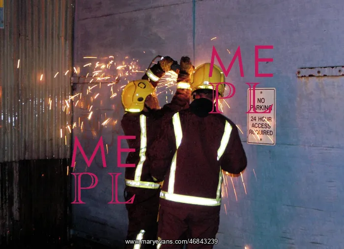 : Firefighters at scene of fire, Chesterfield Way, SE15 : Firefighters at scene of fire, Chesterfield Way, SE15