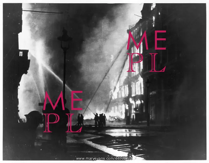 : FIREMEN HOSING 1940 : FIREMEN HOSING 1940