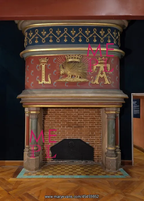 : Fireplace, Musee des Beaux-Arts, Chateau Royal de Blois : Fireplace, Musee des Beaux-Arts, Chateau Royal de Blois