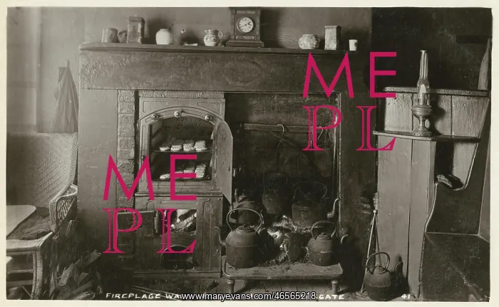 : Fireplace at Wagon and Horses pub, Saltergate : Fireplace at Wagon and Horses pub, Saltergate