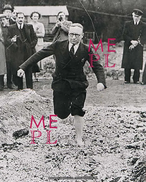 : FIREWALKING / RUSSELL : FIREWALKING / RUSSELL