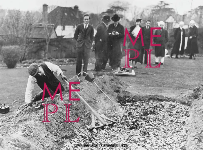 : FIREWALKING / TRENCH : FIREWALKING / TRENCH