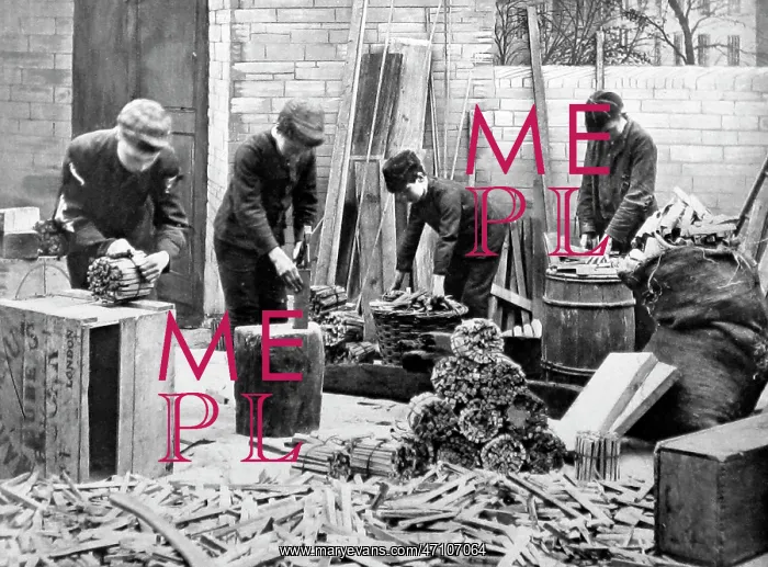  : Firewood - making kindling