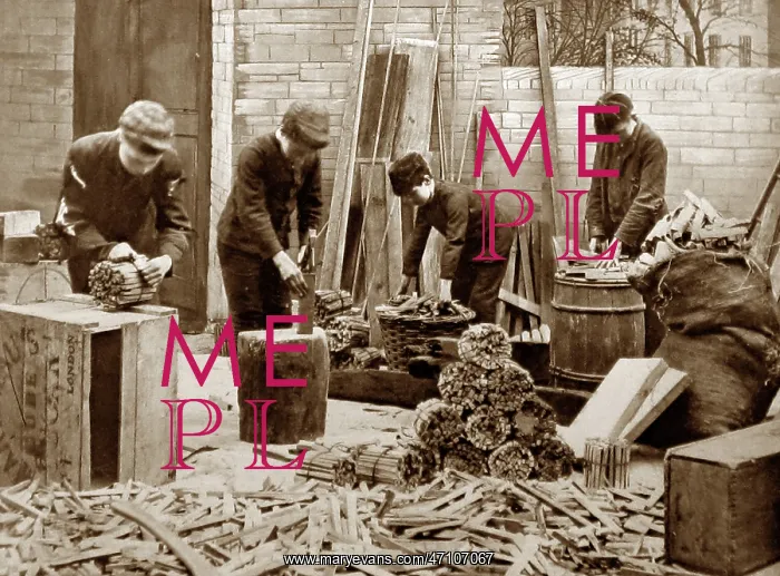  : Firewood - making kindling