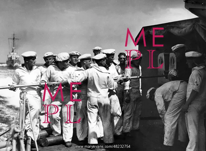 : Firing practice of the 2nd Destroyer Division, 1938 : Firing practice of the 2nd Destroyer Division, 1938