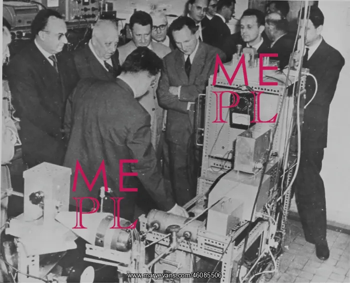 : The first atomic clock in Besancon. 21th July 1960 : The first atomic clock in Besancon. 21th July 1960