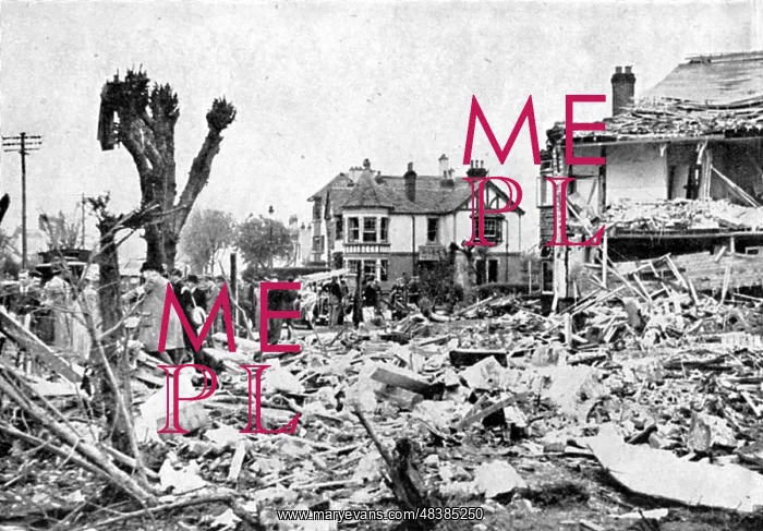 : The first British casualties of the German bombing : The first British casualties of the German bombing