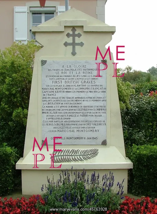 : First British Graves Memorial, Colleville-Montgomery : First British Graves Memorial, Colleville-Montgomery