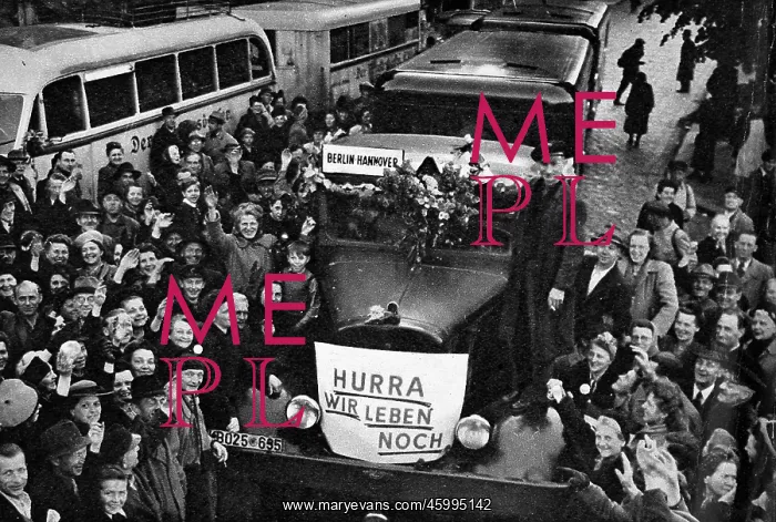 : The First Bus out of West Berlin after the Blockade, 1949 : The First Bus out of West Berlin after the Blockade, 1949