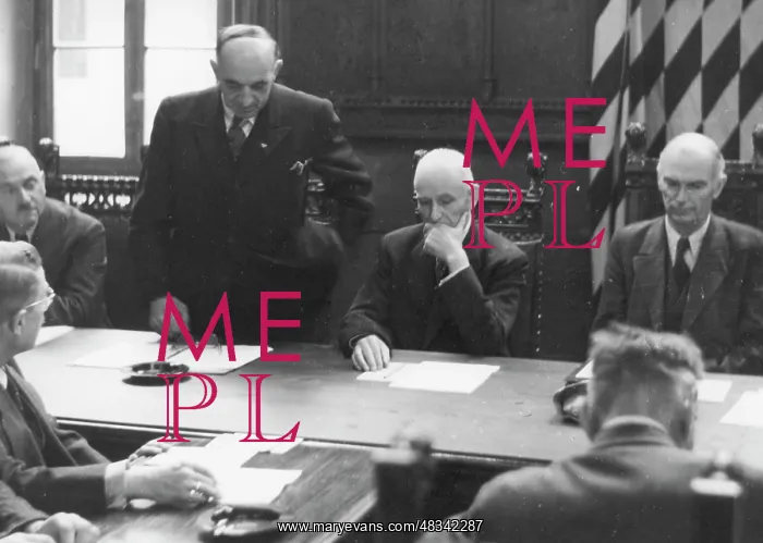  : The first city council meeting in Munich after