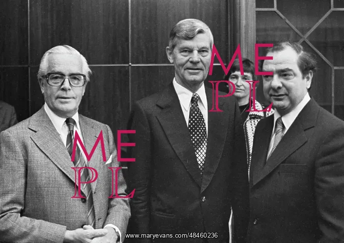 : First deputy of Soviet minister of foreign trade : First deputy of Soviet minister of foreign trade