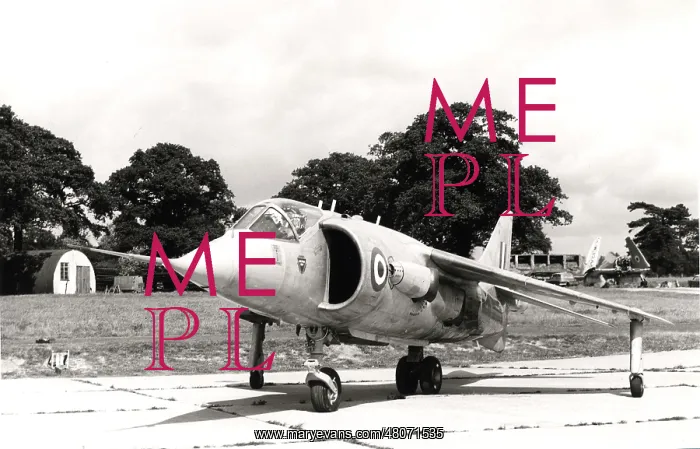 : One of first development batch of Hawker Siddeley P.1127RAF : One of first development batch of Hawker Siddeley P.1127RAF
