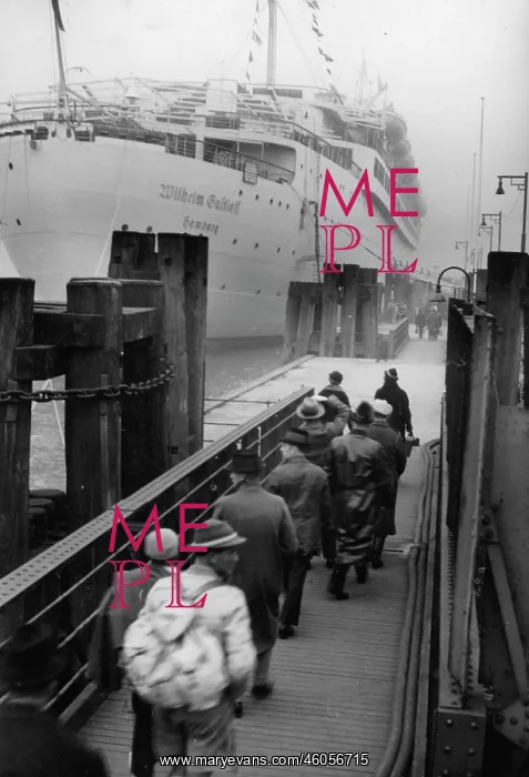 : First exit of a ship : First exit of a ship