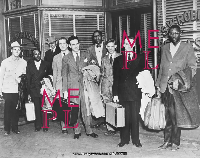 : The first Freedom Riders holding suitcases outside : The first Freedom Riders holding suitcases outside