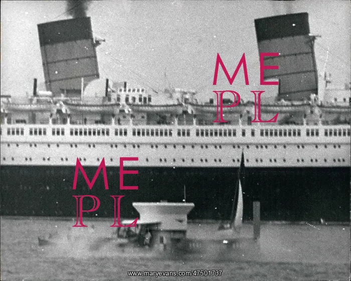: First hovercraft and liner Queen Mary : First hovercraft and liner Queen Mary