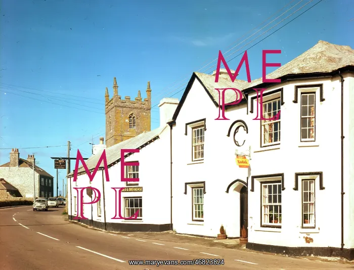 : First and Last Inn, Sennen Cove : First and Last Inn, Sennen Cove