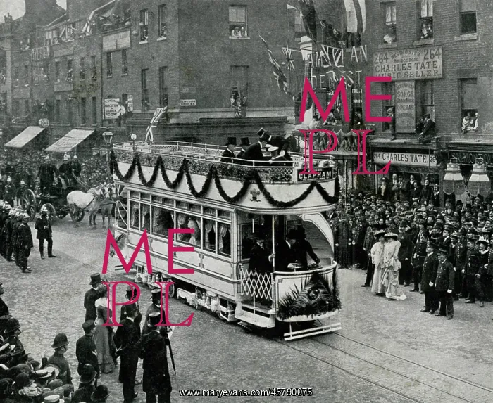 : First journey of London's electric tram 1903 : First journey of London's electric tram 1903