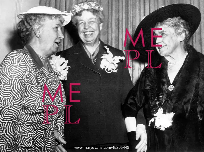 : Three former First Ladies, L-R: Bess Truman, ? : Three former First Ladies, L-R: Bess Truman, ?