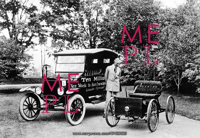 : The first and the ten millionth Fod Motor Car produced in Am : The first and the ten millionth Fod Motor Car produced in Am