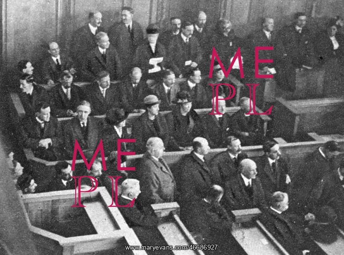 : First mixed jury, 1921 : First mixed jury, 1921