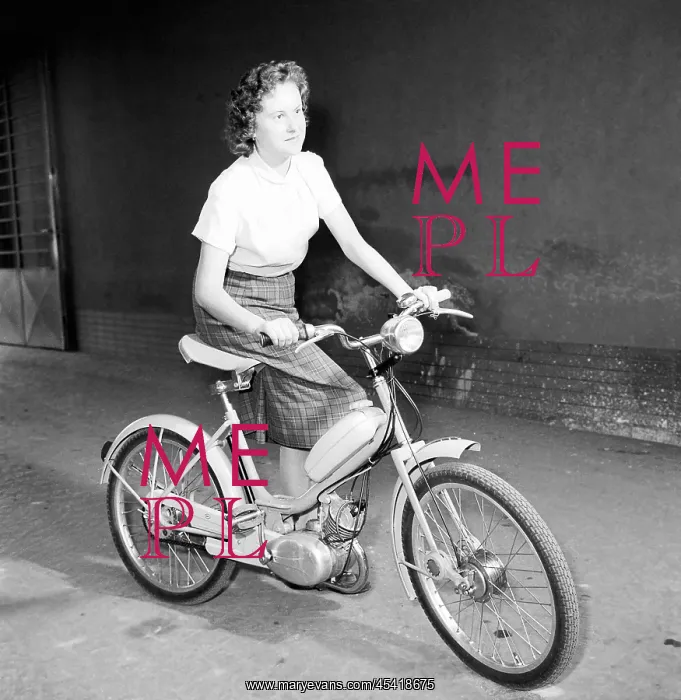 : The first model of Stadion moped manufactured : The first model of Stadion moped manufactured