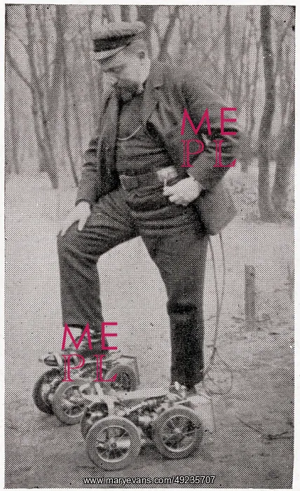 : First Motorized Skates in Paris 1906 : First Motorized Skates in Paris 1906