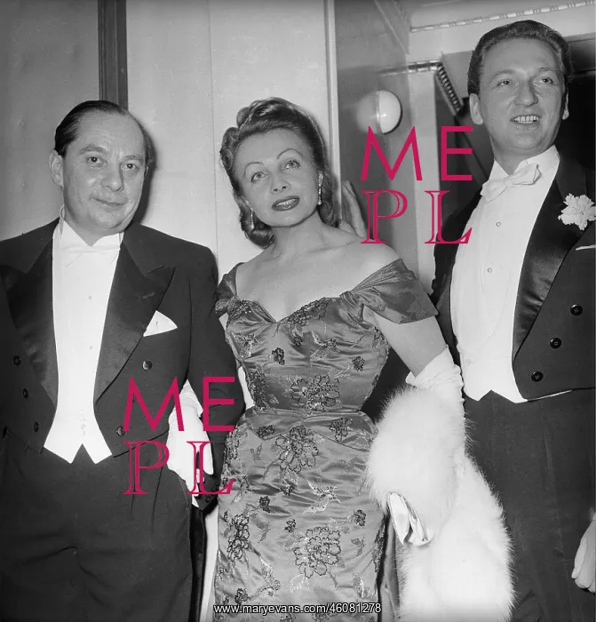 : First Opera Ball after the war. Guenther Wiesentha and a : First Opera Ball after the war. Guenther Wiesentha and a
