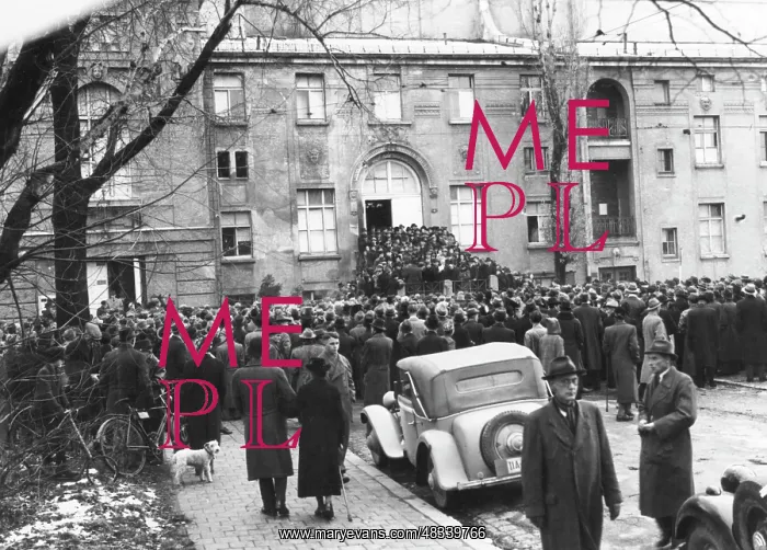 : First party meeting of the KPD in Munich in : First party meeting of the KPD in Munich in