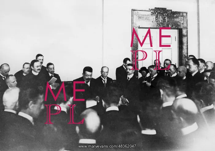 : First press reception of the new president, 1919 : First press reception of the new president, 1919