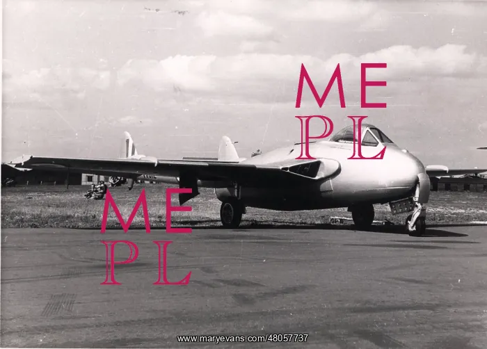 : First prototype de Havilland Venom VV612 after the fitting : First prototype de Havilland Venom VV612 after the fitting