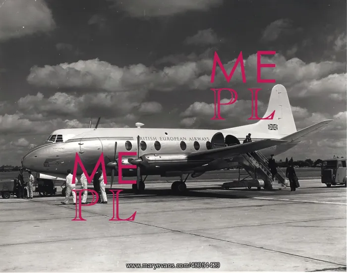 : The first prototype Vickers Viscount 630 G-AHRF : The first prototype Vickers Viscount 630 G-AHRF
