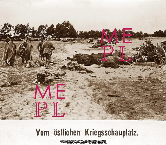 : First World War: German soldiers after a battle on the Easte : First World War: German soldiers after a battle on the Easte