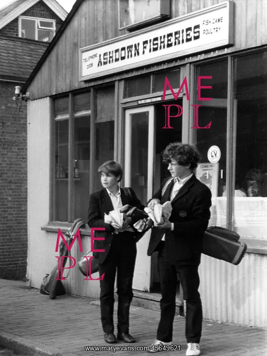 : FISH & CHIPS 1967 : FISH & CHIPS 1967